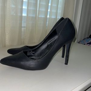Black Charlotte Russe Heels